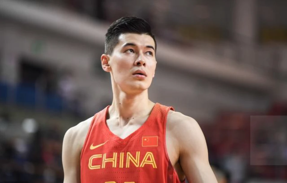 如何通过力量训练改善篮球运动员的速度和敏捷性?_1